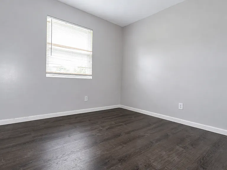 4907 Rosalind Ct — Photo 16