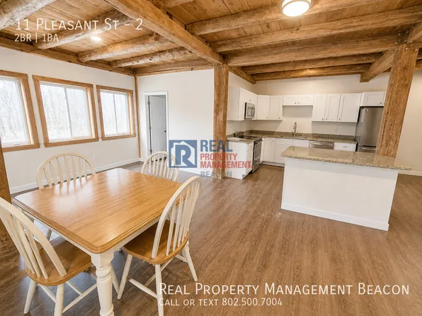 11 Pleasant St #2, Sunapee, NH 03782