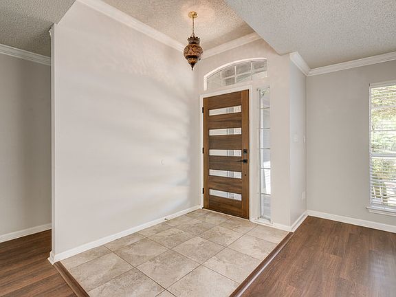 5th image of 1216 Elm Forest Dr