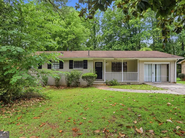 2749 Williamsburg Dr, Decatur, GA 30034