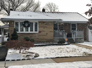 21 Stevens Rd, Edison, NJ 08817