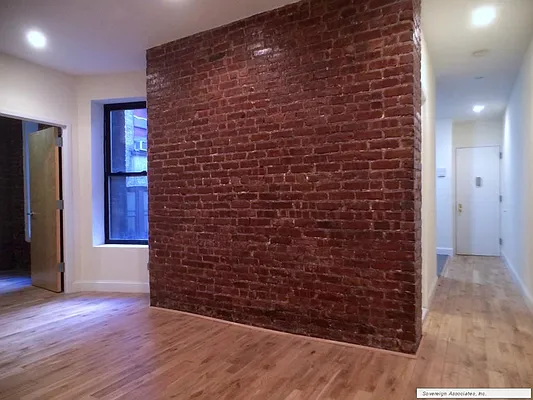 Rented by Sovereign Associates | media 11