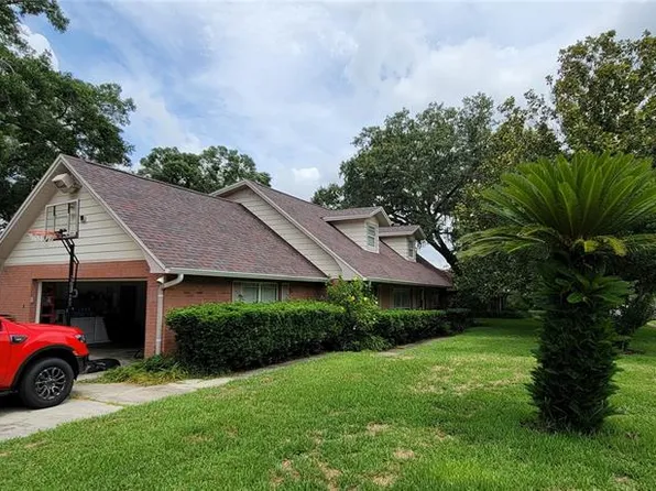 9220 Kingsridge Dr, Temple Terrace, FL 33637