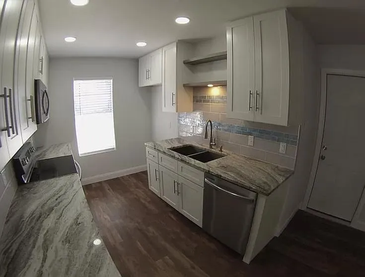 4 bed, 1727 sqft, $1,900 — Photo 4