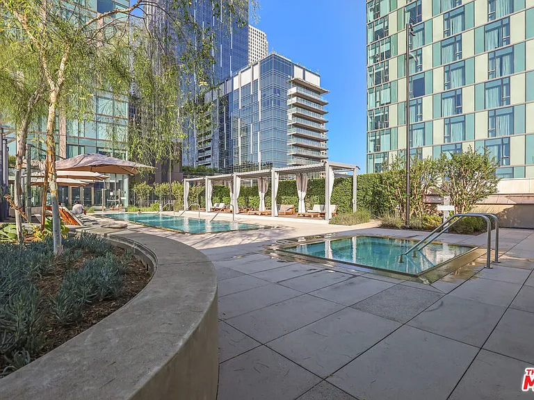 889 Francisco St #2011 — Photo 37