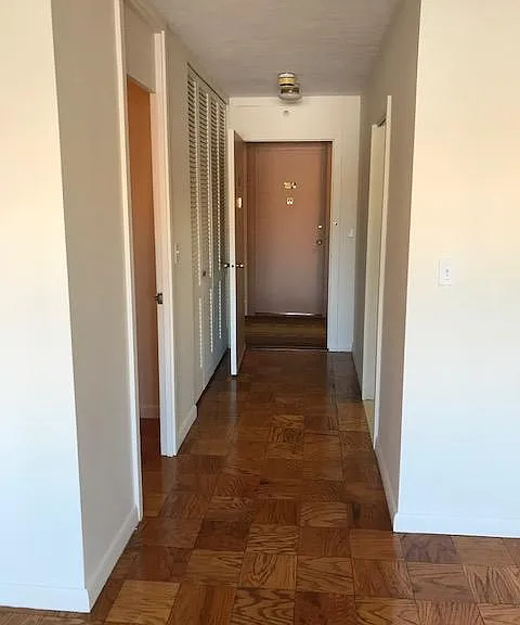 101 Monmouth St #406 — Photo 15