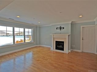 16 Hayestown Rd UNIT 4203, Danbury, CT 06811