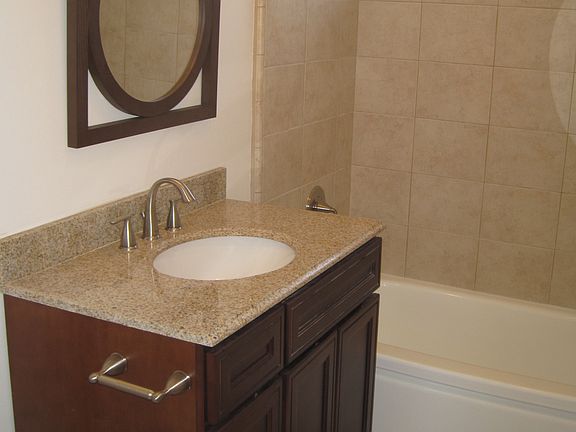 5th image of 4722 Ashdale St