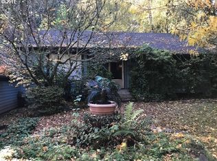 8665 SW Washington Dr, Tigard, OR 97223