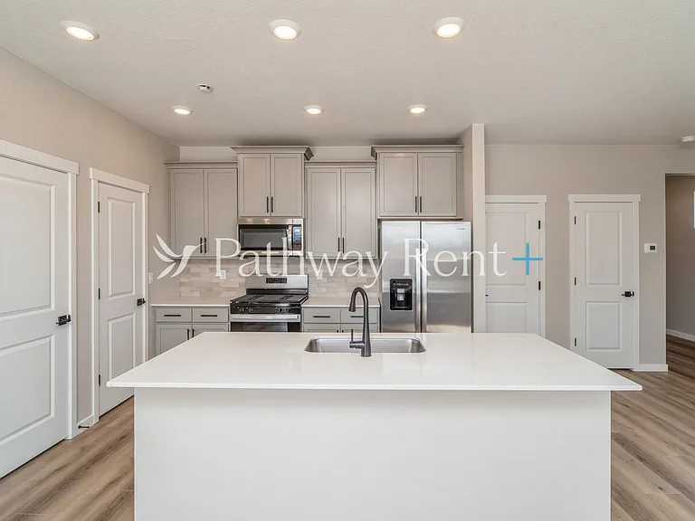9353 Yampa Ct — Photo 7