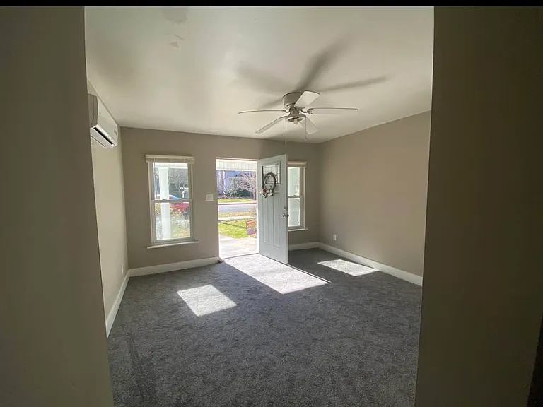 120 Adams St #2 — Photo 5