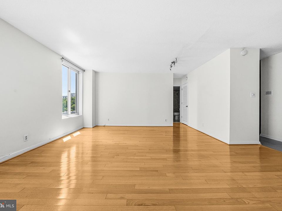1st image of 1800 R St NW APT 604