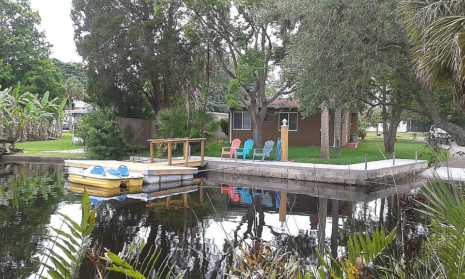 1st image of 5839 Mariposa Dr