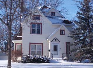 513 2nd St NW, Watertown, SD 57201