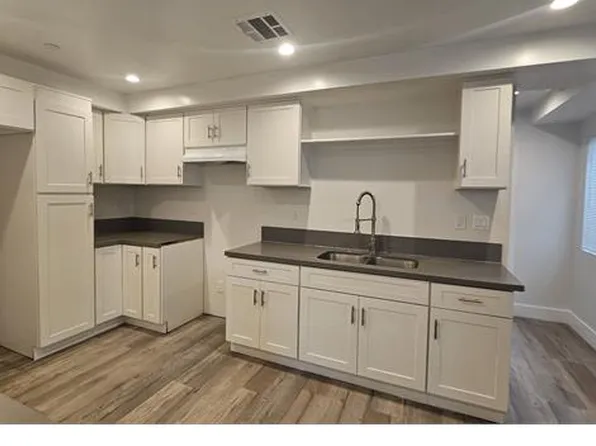 10960 Avalon Blvd #10962, Los Angeles, CA 90061