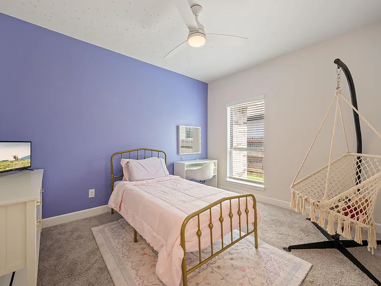 343 Eagle Ford Dr — Photo 22