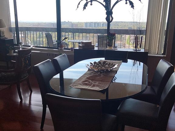 3rd image of 3705 S George Mason Dr APT 1809S