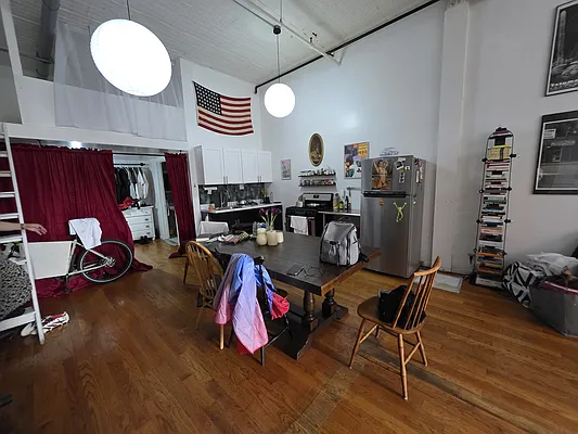 Rented by Garden Management | media 9