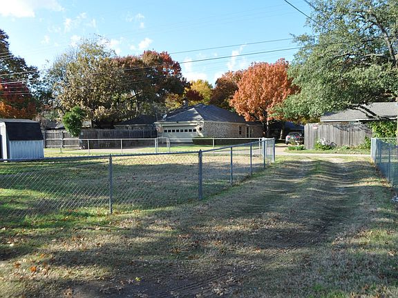 2nd image of 1805 Ferris Ave