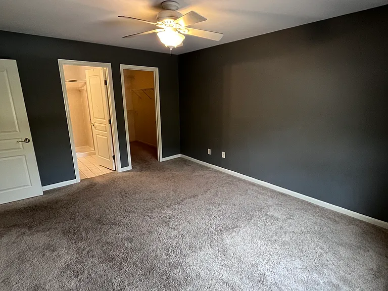 335 Skyview Ct — Photo 19