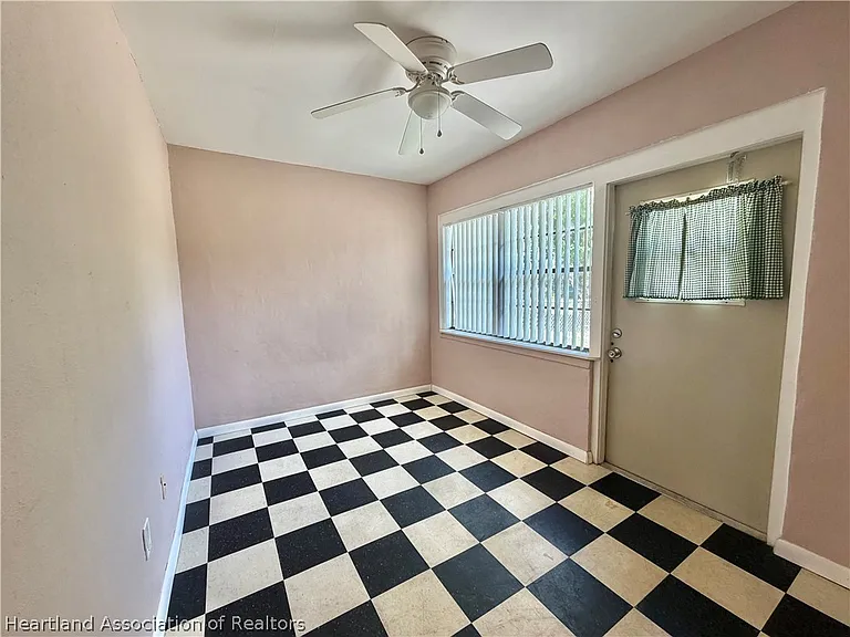 3746 Skipper Rd — Photo 7