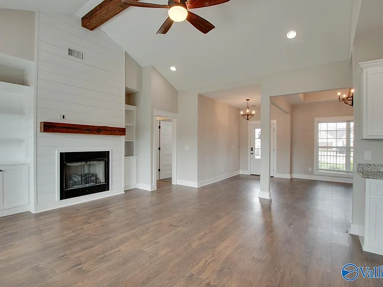 1837 Saddle Trace Ln — Photo 5