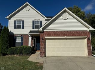 1240 Berrywood Dr, Greenwood, IN 46143