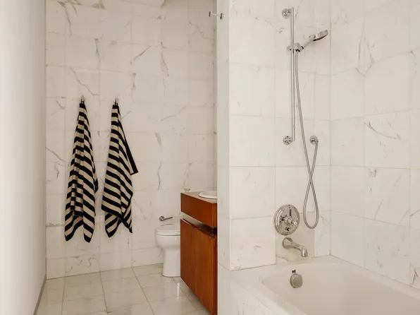 30 Crosby Street image 14 of 19