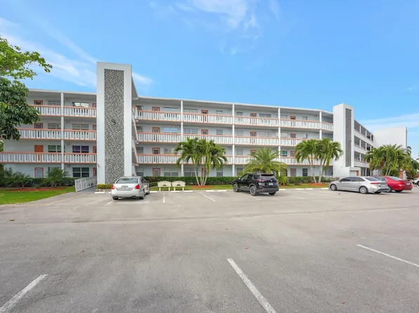 2012 Westbury F #2012, Deerfield Beach, FL 33442