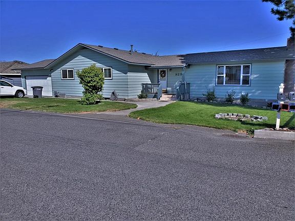 3rd image of 929 Grending Ave