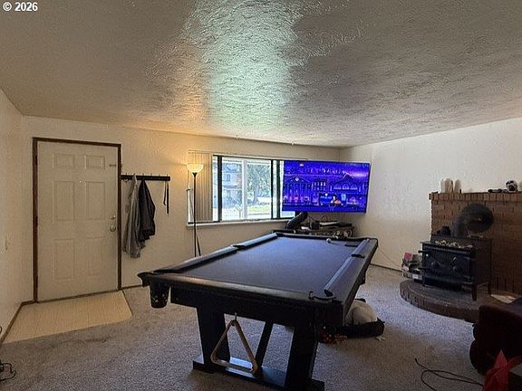 4th image of 2829 Applewood Ln