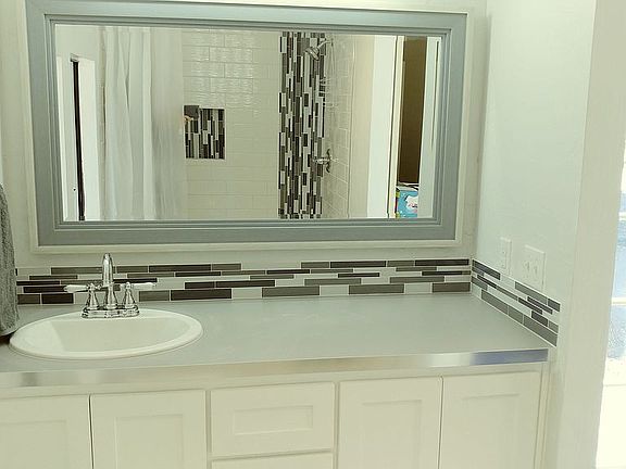 Unit C - Master Bath