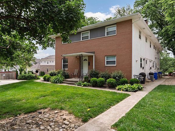2nd image of 969 W 2nd Ave