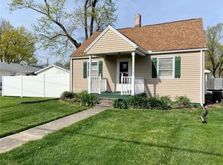 187 N Kenwood St, Argenta, IL