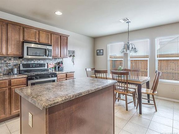 5th image of 20378 E 32nd Pl S