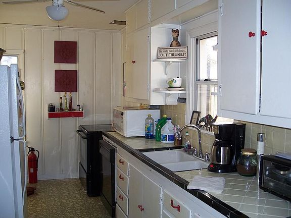 4th image of 615 N Gibson St