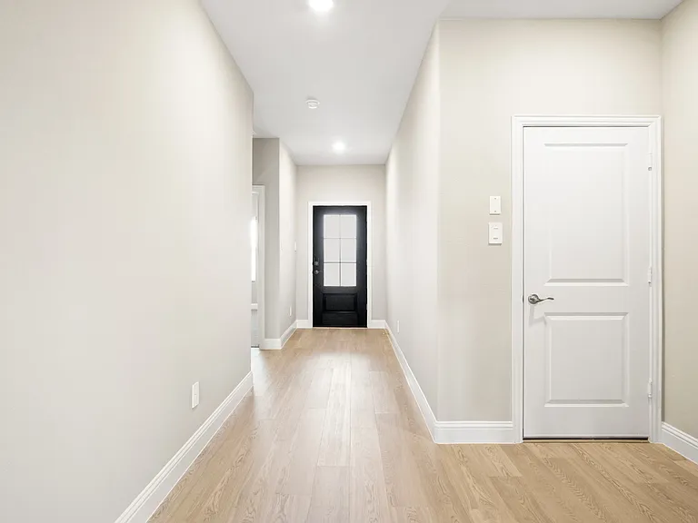 1244 Coneflower Pl — Photo 2