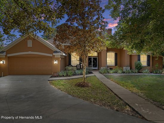 1376 E Cleveland St, Hernando, FL 34442