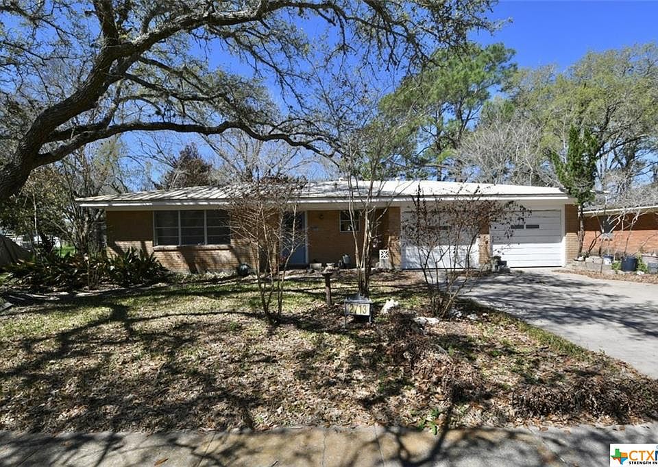 1st image of 2713 Meadow Ln