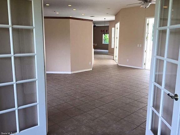 4th image of 10394 N Magnolia Ave