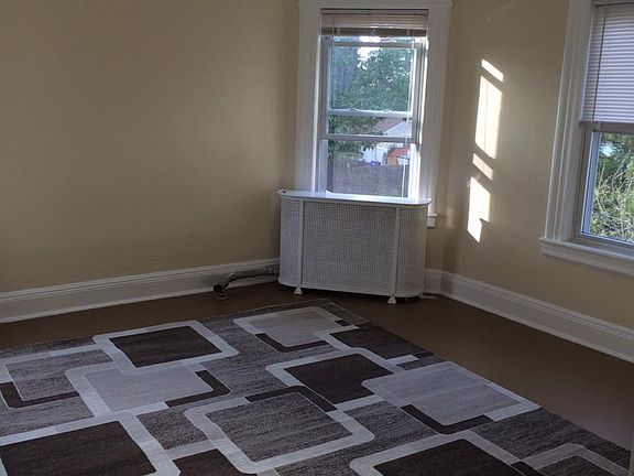 Back bedroom