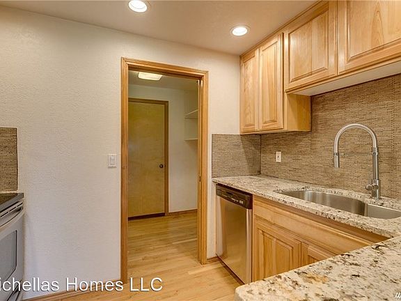 3rd image of 812 142nd Pl SE APT B