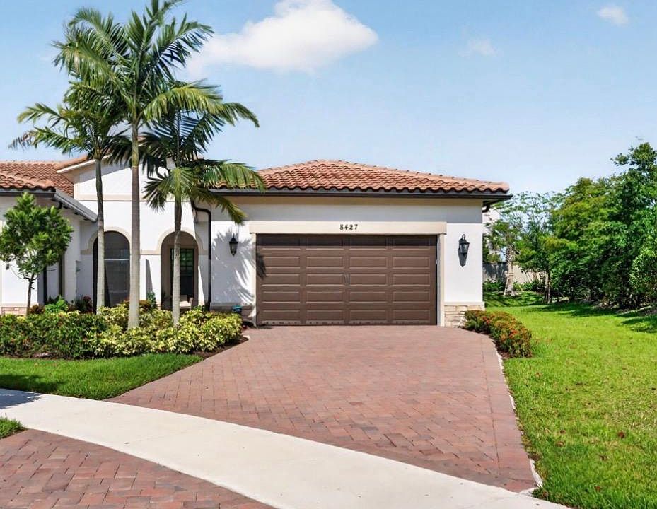 1st image of 8427 W Blue Spring Drive