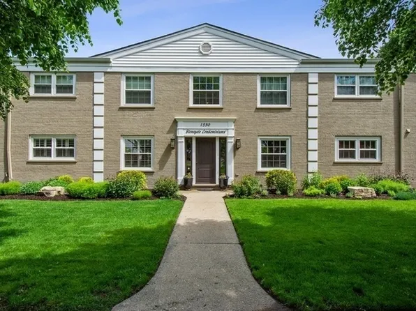 1530 E Northwest Hwy APT 2A, Arlington Heights, IL 60004