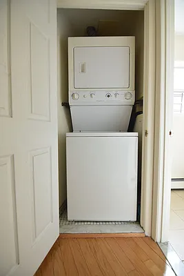 Rented by Clove Realty LLC | media 16