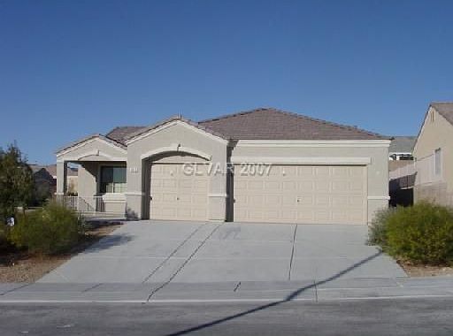 1st image of 6015 Red Glitter St