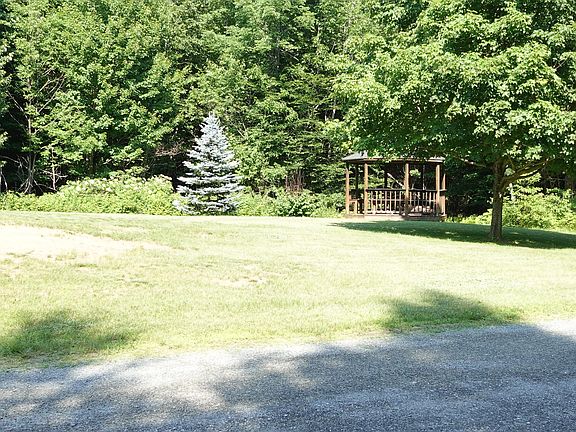 2nd image of 106 Harris Lane