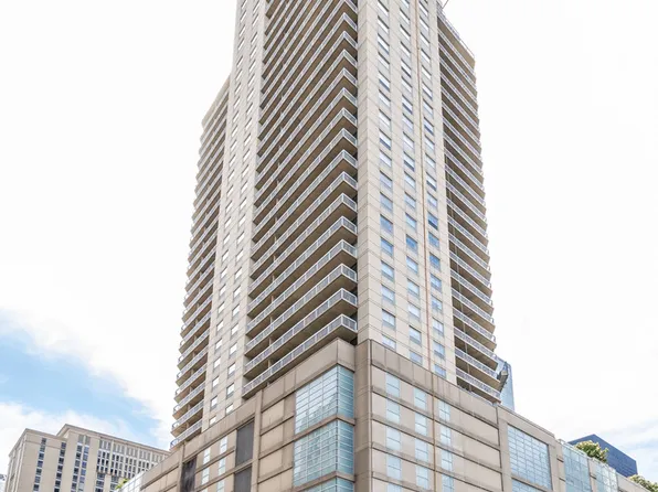 545 N Dearborn St #W1409, Chicago, IL 60654