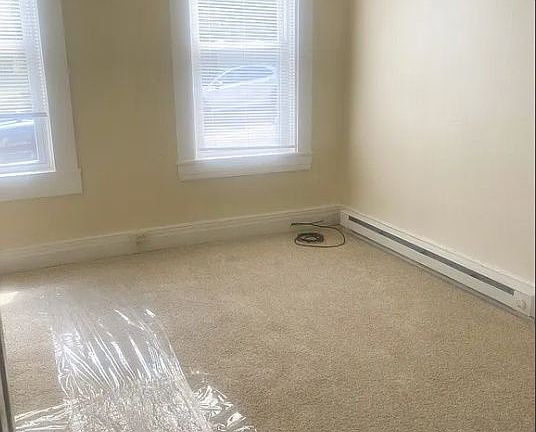 3rd image of 215 W Vine St APT 1