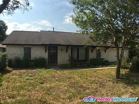 1st image of 7506 Standing Oaks St